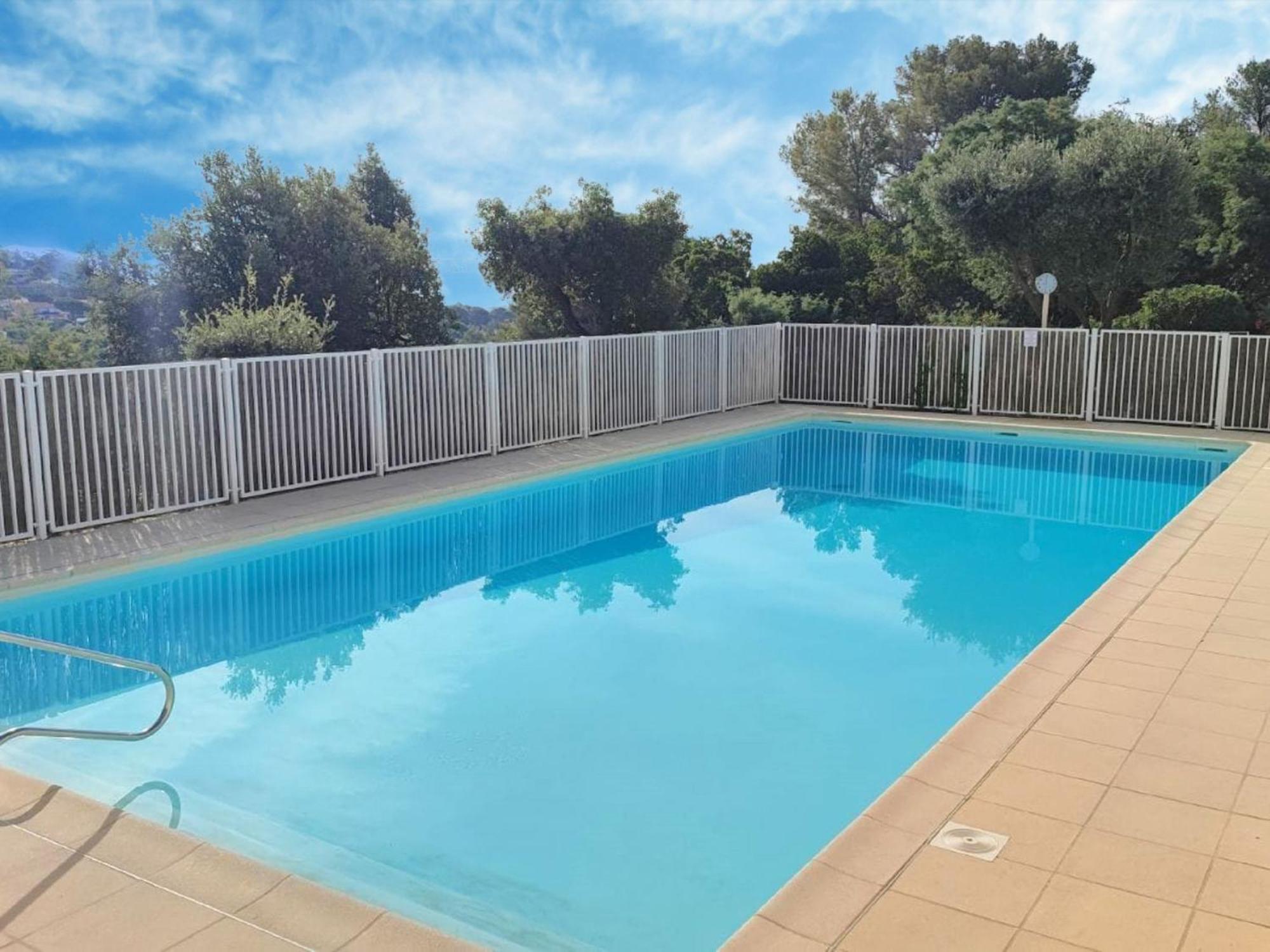 Studio De Cavalaire By Interhome Екстер'єр фото